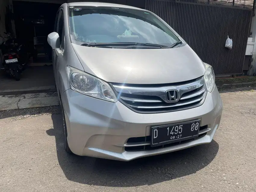 Honda Freed E psd 2012 (Dp. 15jt aza) bisa tuker tambah