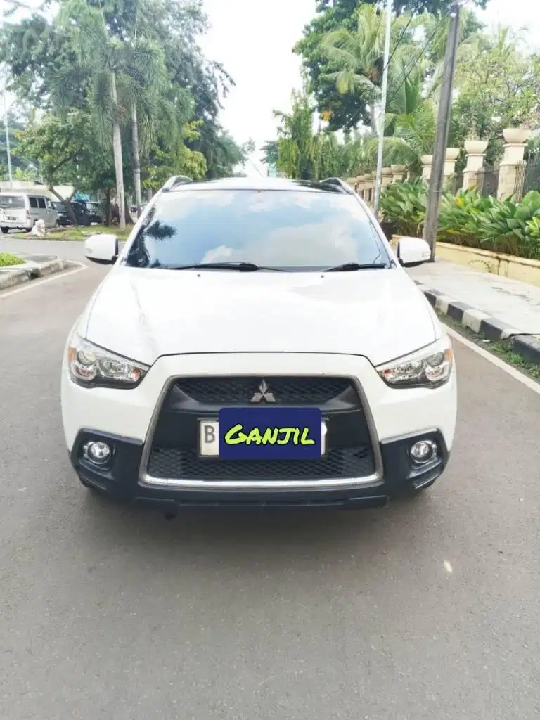 Outlander 2.0 PX AT 2014 Putih Terawat Cek Unit Segera