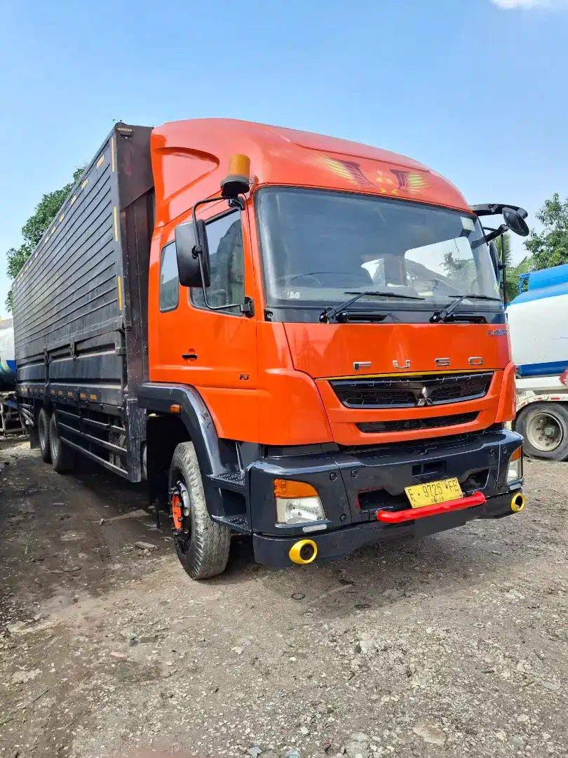 Truk wingbox tronton fuso fj2523 2015