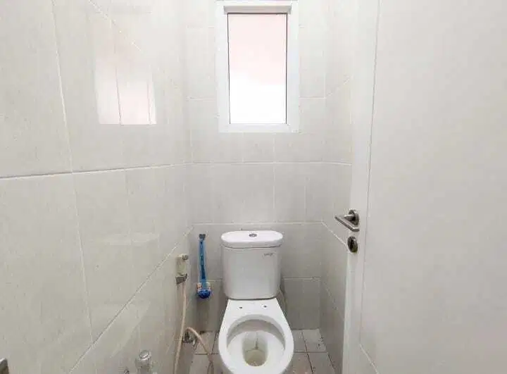 DIJUAL RUMAH HOOK 3 LANTAI OMAHA VILLAGE DI GADING SERPONG