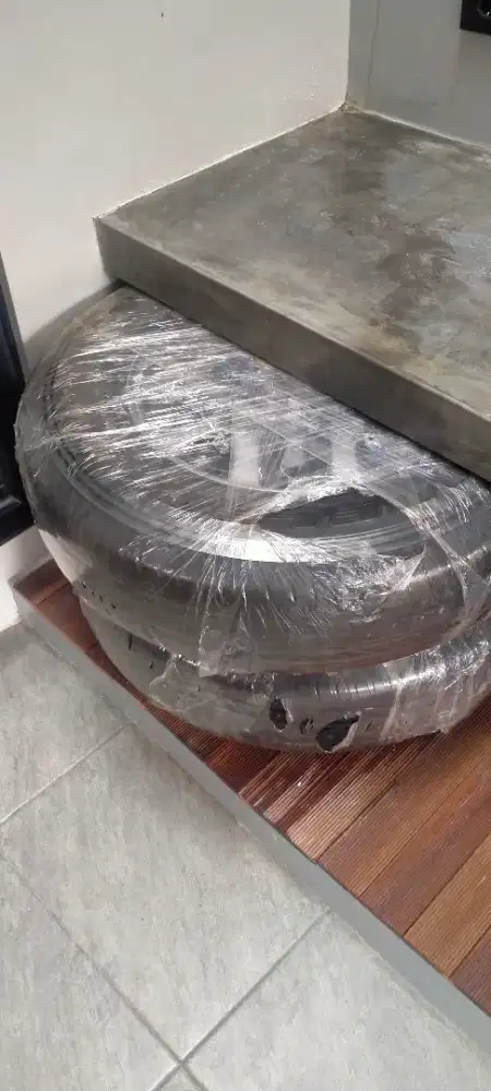 Ban uk 195/80 R15 eks Jimny like new bisa u/Vitara Escudo Taft katana