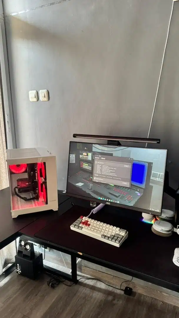 FULL SET PC Gaming Rakitan RTX 4060 Monitor 240hz