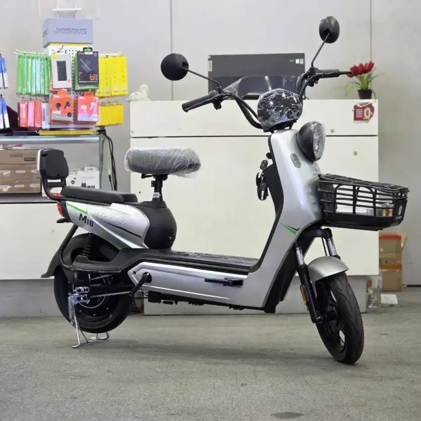 SEPEDA LISTRIK SEVENBOT M10 3 JUTAAN