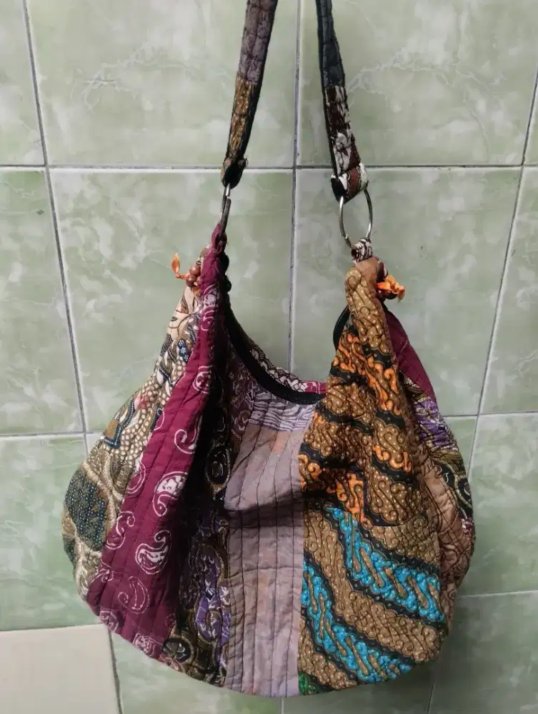 PRELOVED TOTE BAG BAHAN KAIN PERCA BATIK MIX MOTIF WARNA WARNI