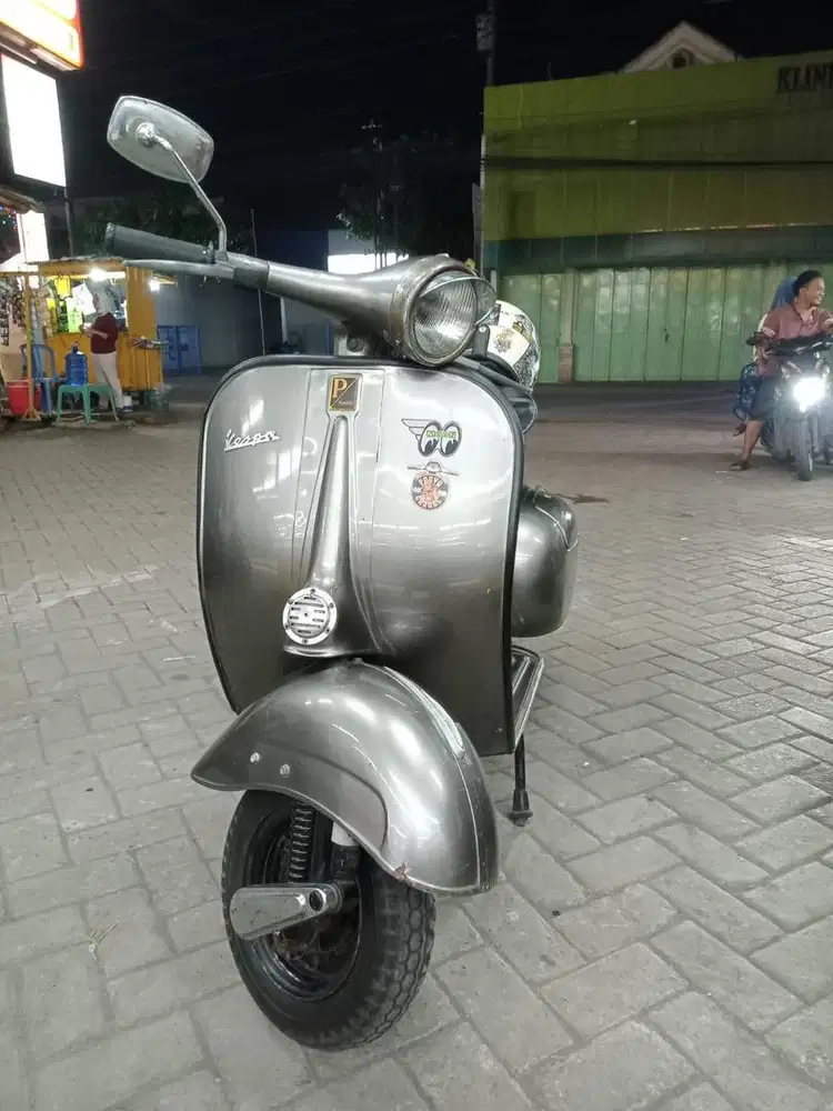 Dijual Vespa Klasik VBB 150 Tahun 1962 – Plat G Pekalongan