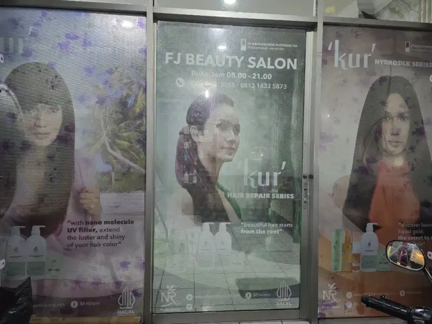 capster salon kecantikan khusus wanita