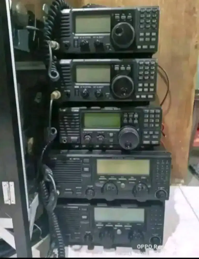 RADIO RIG HT SSB SWR DIBELI CARI