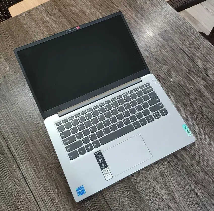 Laptop lenovo ideapad slim 1