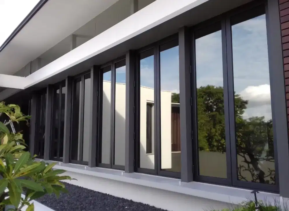 Jasa pasang kaca film peredam panas kaca film one way kacab film ryben