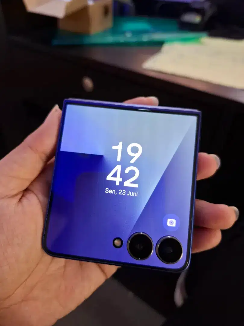 Pre-order samsung zfold zflip 7 series