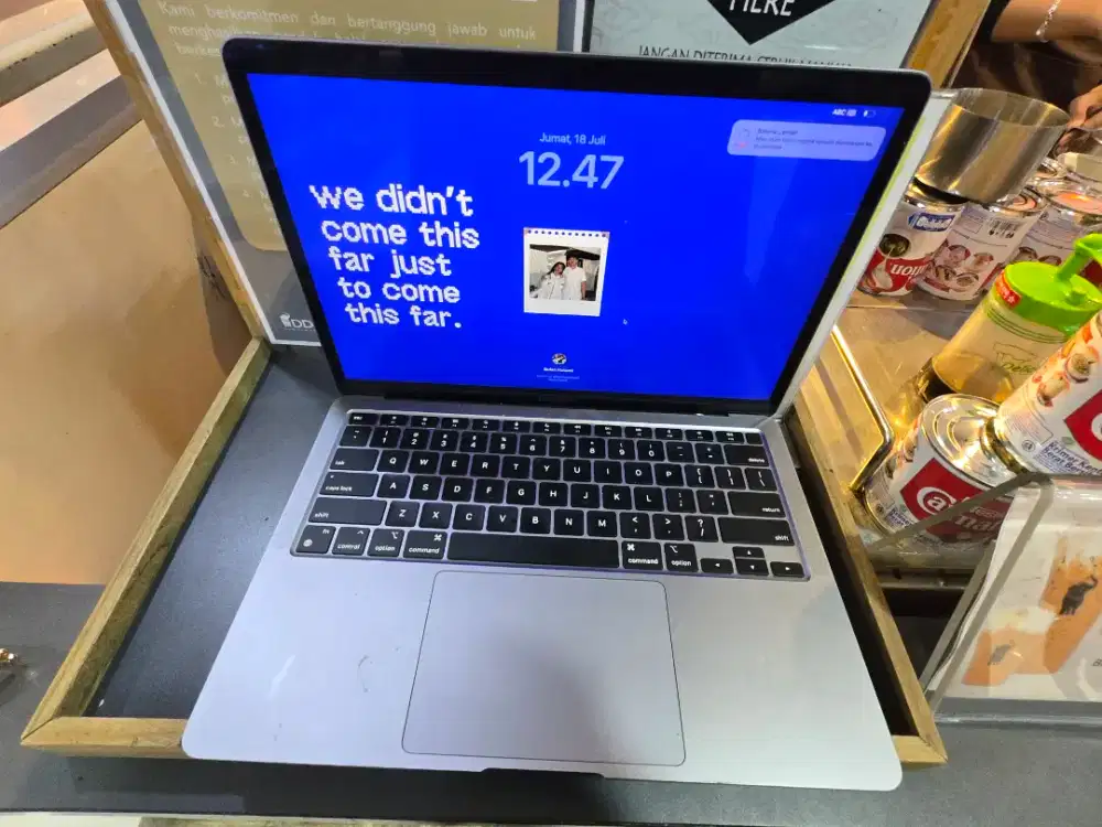 Macbook air M1 apple