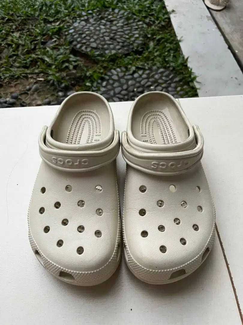 Crocs Unisex Classic -Bone Beige