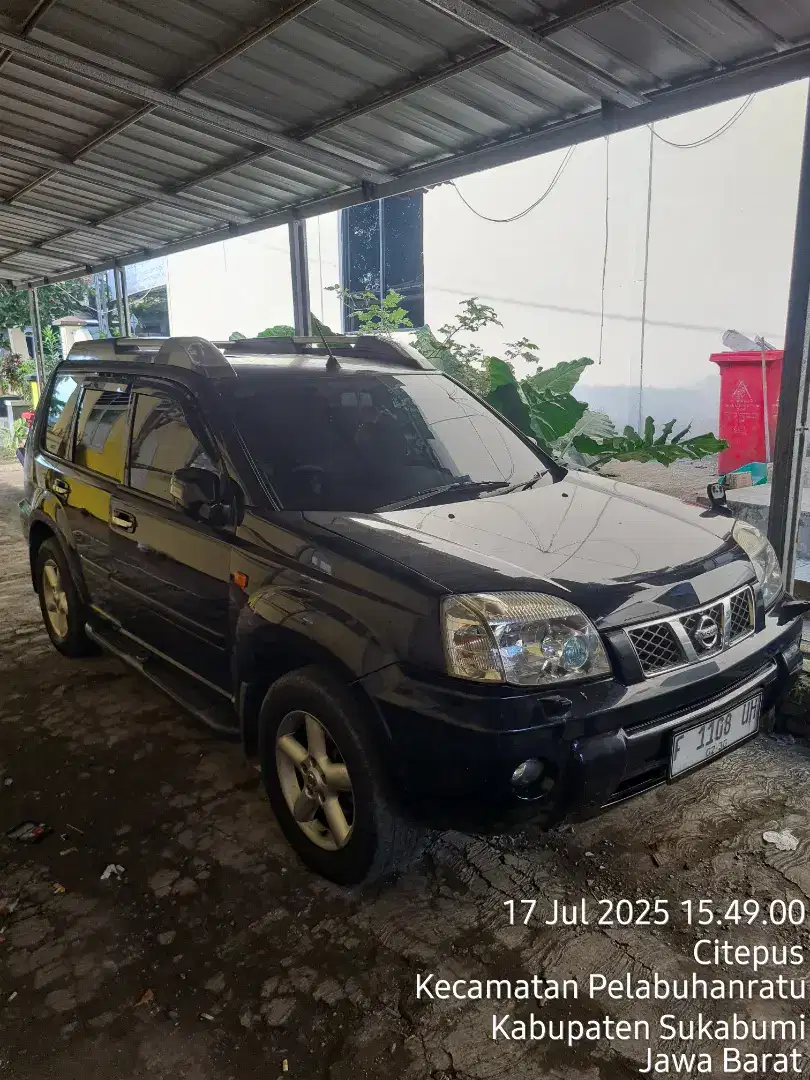 Nissan Xtrail 2.5 AT Full Original