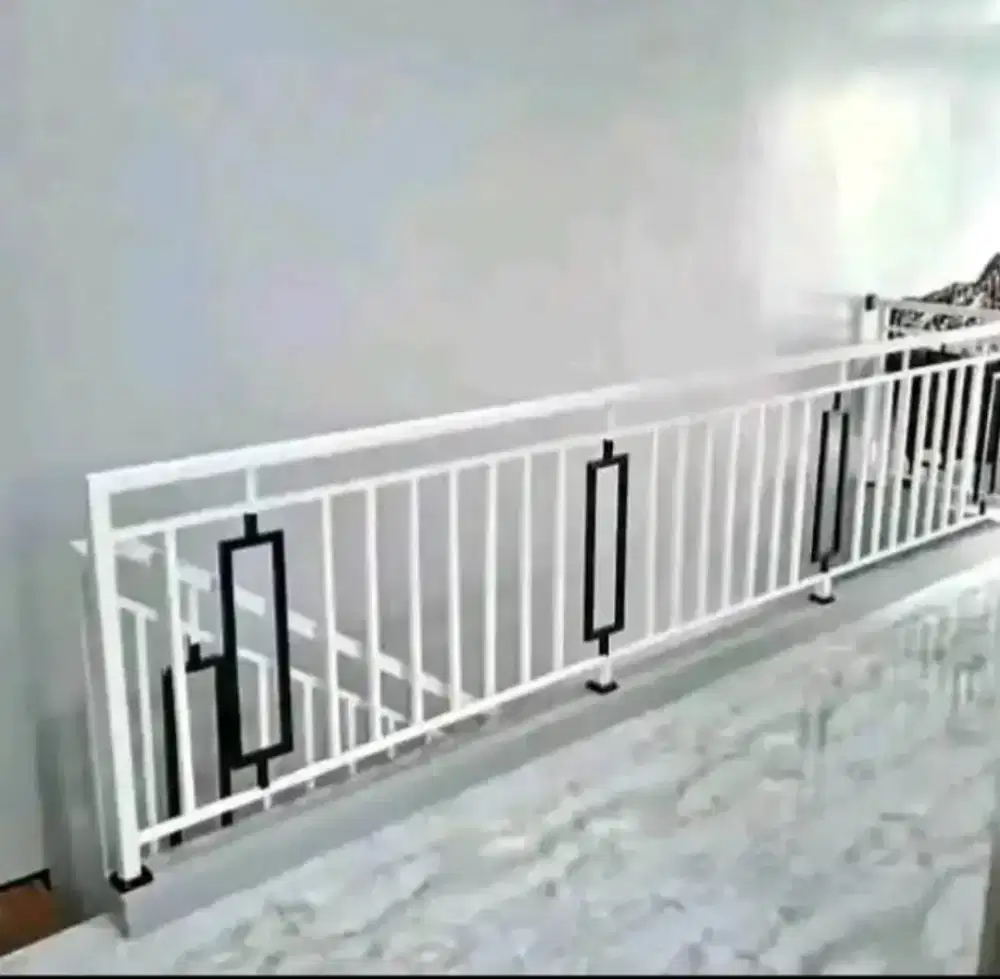 Relling tangga dn balkon
