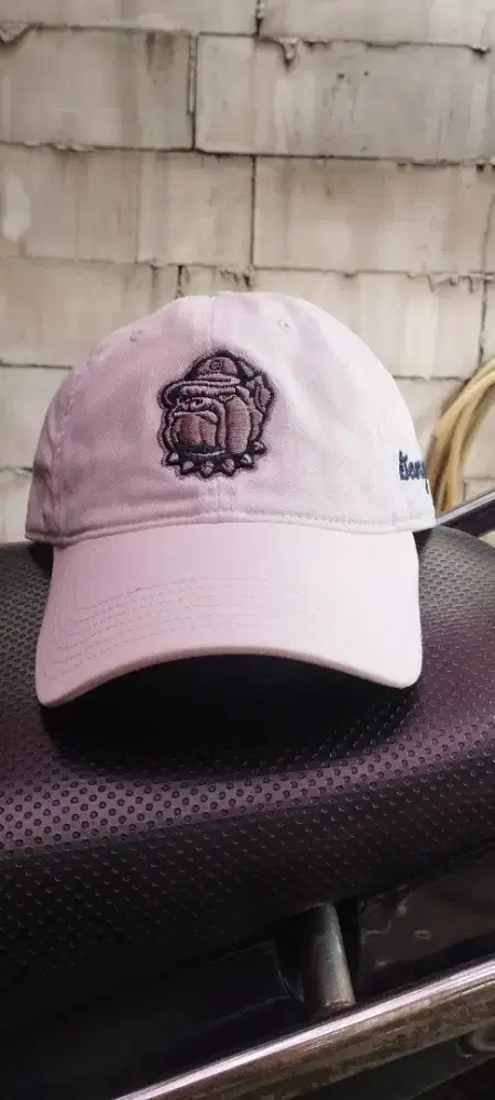 Caps Legacy
Georgetown
All size
Full tag