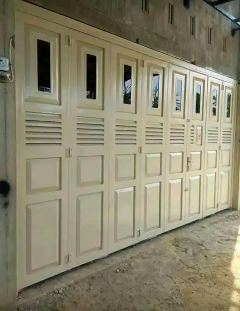 Pintu lipat ruko dn garasi