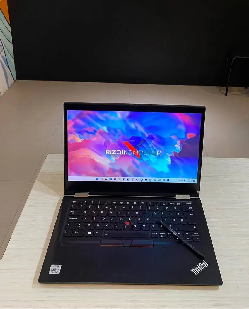 Lenovo Thinkpad X13 Yoga   Intel Core i5-10210U Ram 8GB SSD 256GB