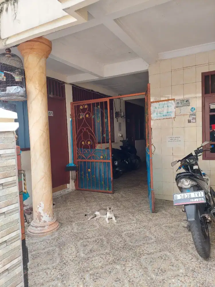 Kosan karyawan/i dan mahasiswi