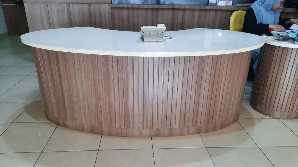 Meja Resepsionis Front Office - Meja Kantor Elegan
