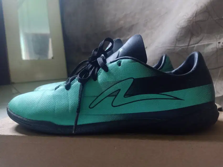 Sepatu Futsal Specs aAccelerator