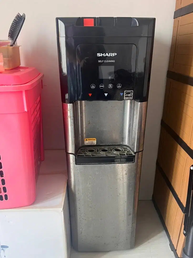 Dispenser Galon Bawah Sharp