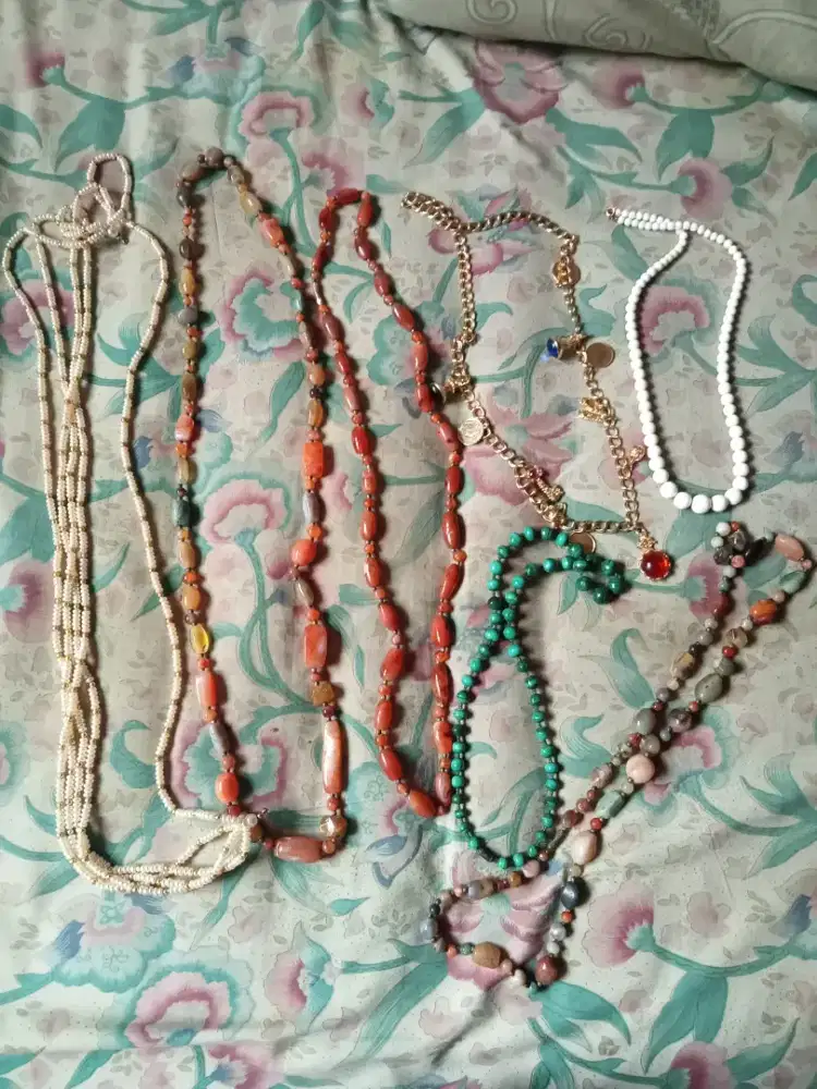 Di jual 6 kalung