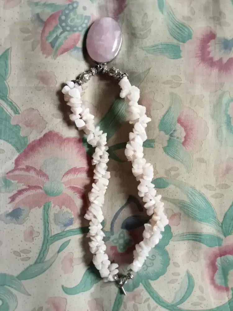 Di jual 1 kalung dengan batu akik