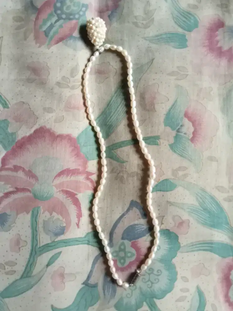 Di jual 1 kalung mutiara dari Kalimantan