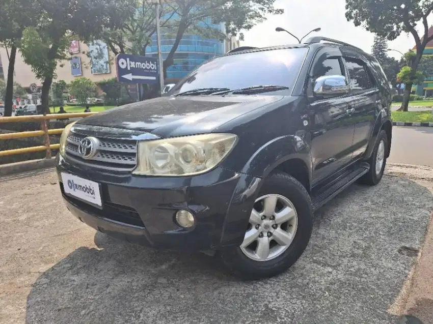 DP 5% Toyota Fortuner 2.5 G Solar-AT 2010 WLT