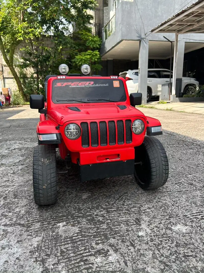 Dijual mobil jeep aki  anak