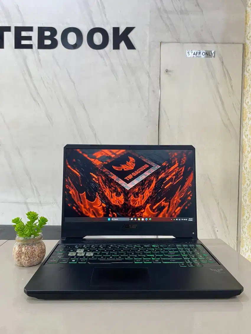 ASUS TUF 505D	INTEL CORE I7-8750H RAM 12GB SSD 128GB + HDD 500GB VGA