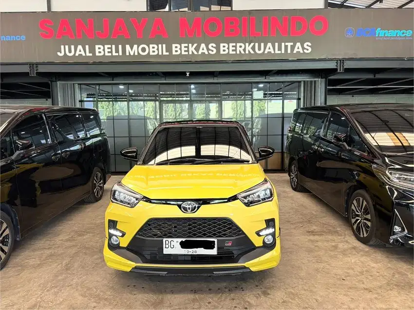 Raize GR Sport Two Tone T 1.0 A/T 2023/2024,Km 24rb
