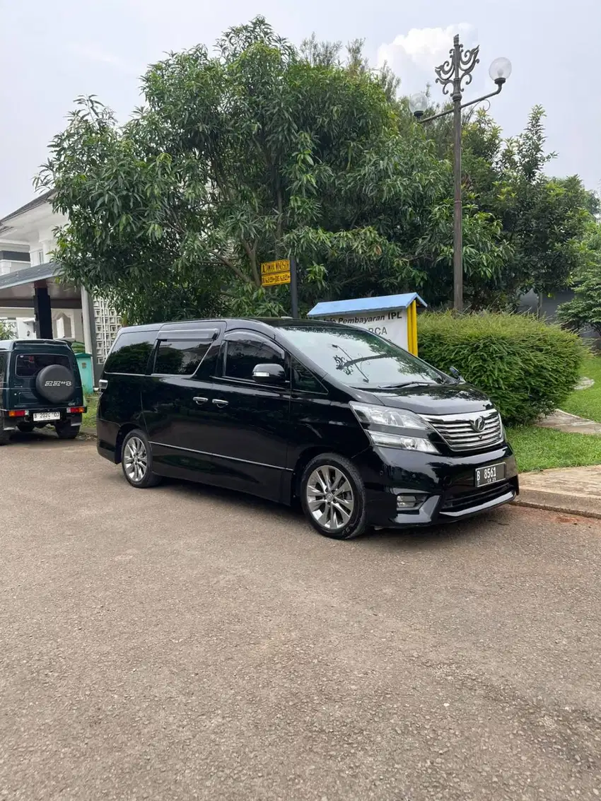 Vellfire premium sound 2011 hitam black toyota vellfire 2012 cbu 2010