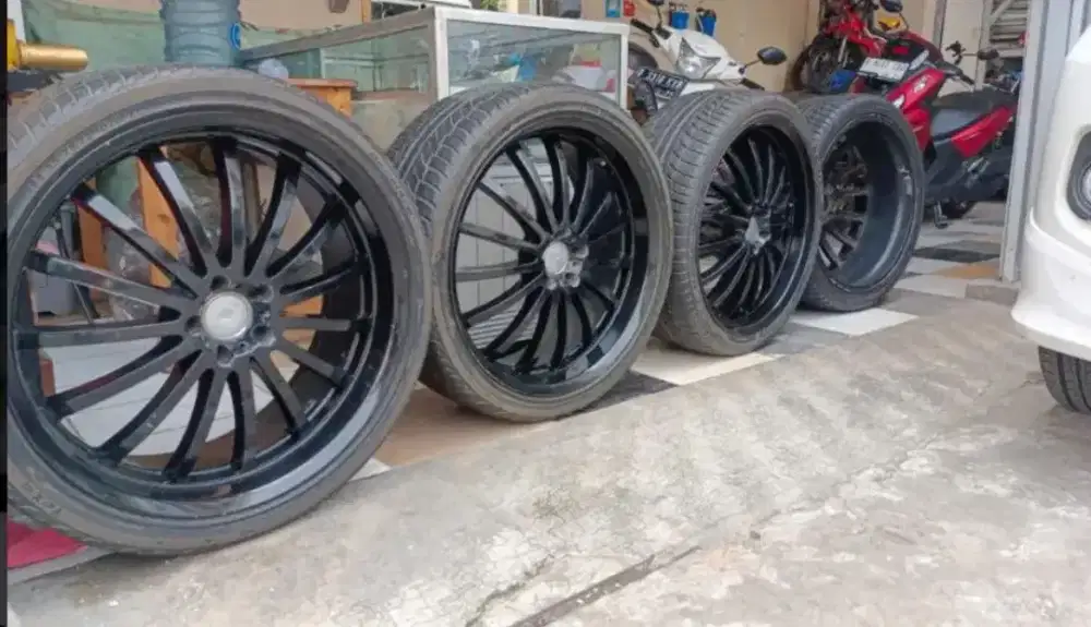 Velg 22 inch ex CRV gen 3 lebar 9 rata