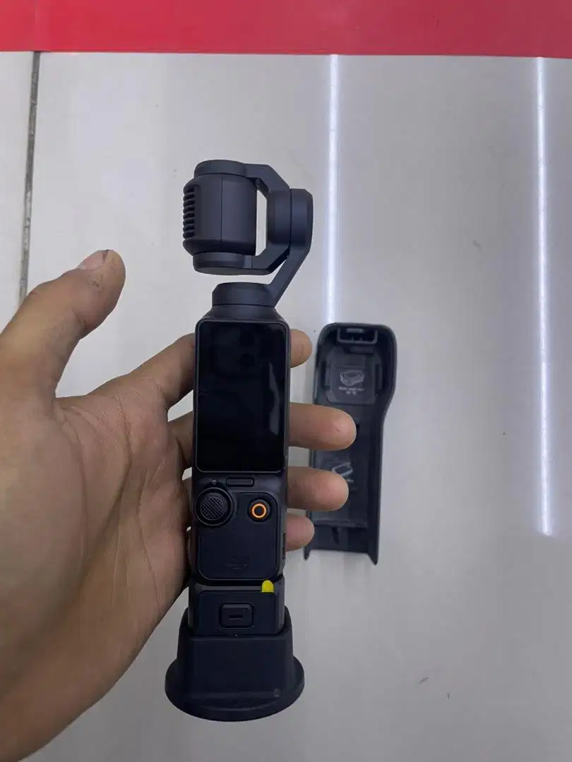 DJI Osmo Pocket 3