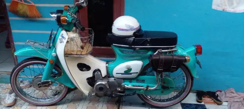 Honda C70 basik grand