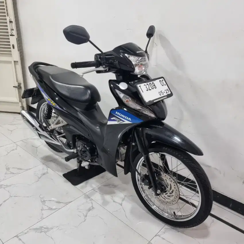 Honda Revo Fit Fi 2024 bln 5 Gress Km 8 rb full ori