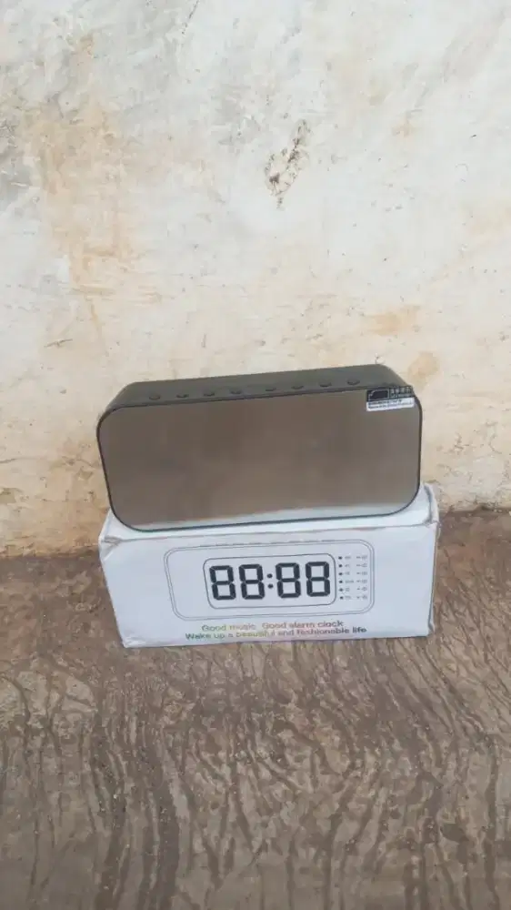 Portable speaker bluetooth