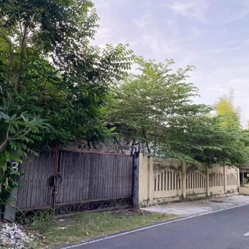 TANAH PREMIUM DI AREA KOMERSIL SEMINYAK, KUTA - BALI