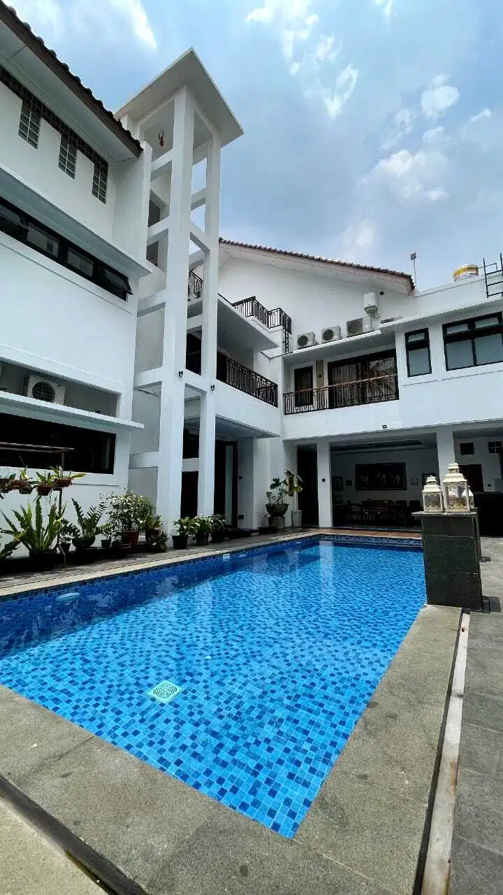 Disewakan Brand New House In Kemang, 4 Badroom Lengkap Dengan Rooftop