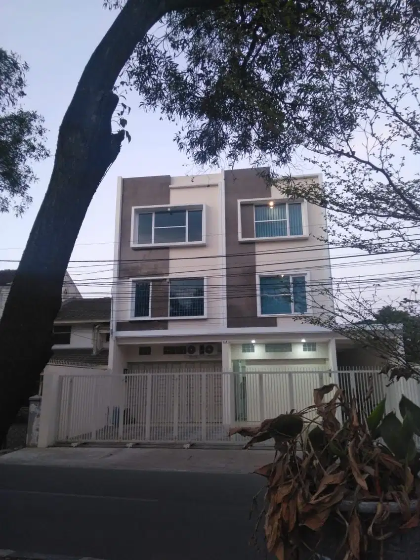 Dijual 2 ruko gandeng Jenderal Sudirman