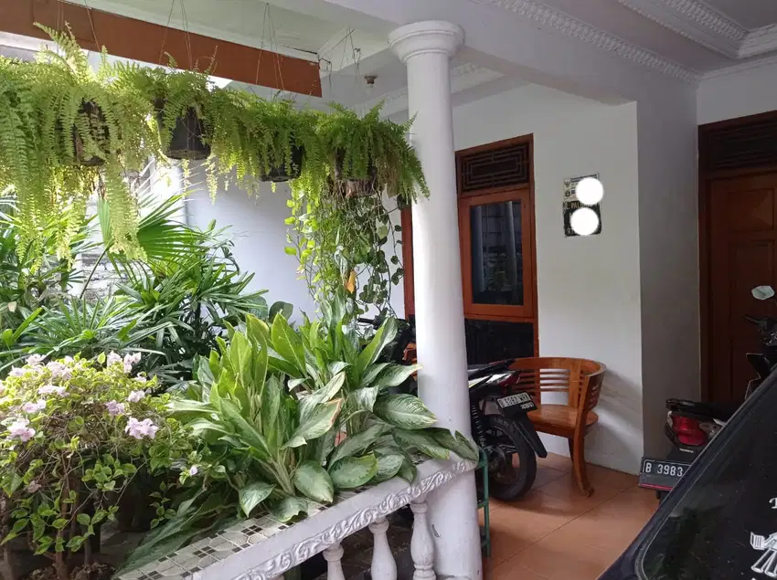 Rumah Siap Huni di Menteng Dalam, Jakarta Selatan.