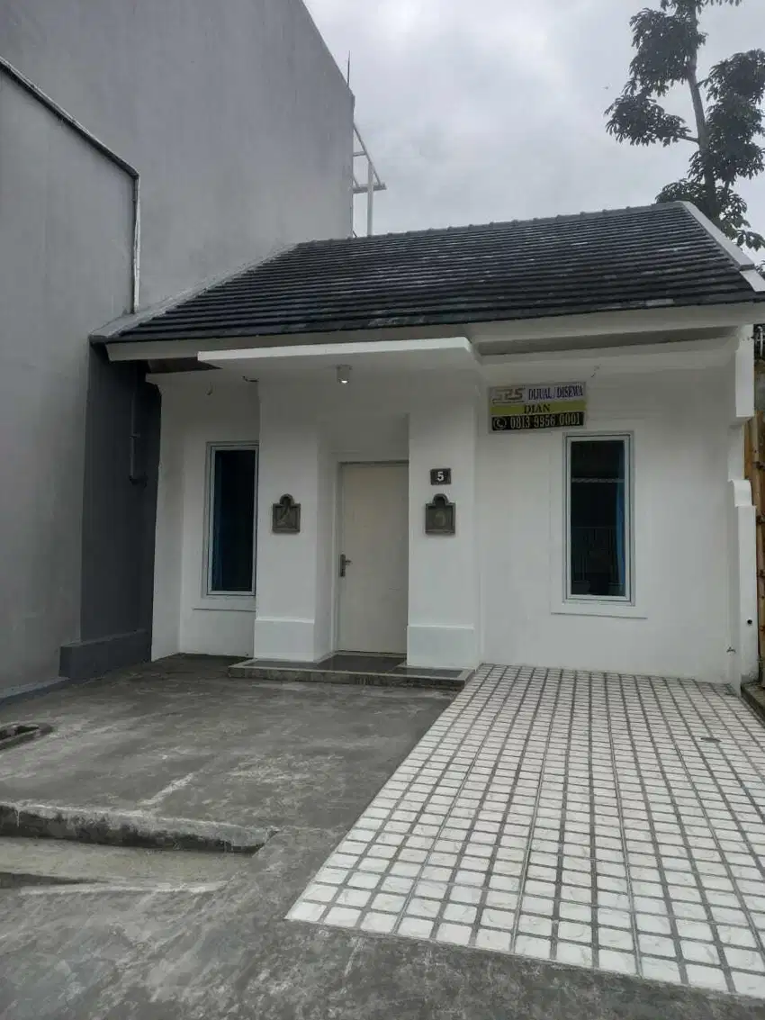 DIJUAL RUMAH 2 KAMAR SIAP HUNI DITAMPAK SIRING, SENTUL CITY (SSR020)