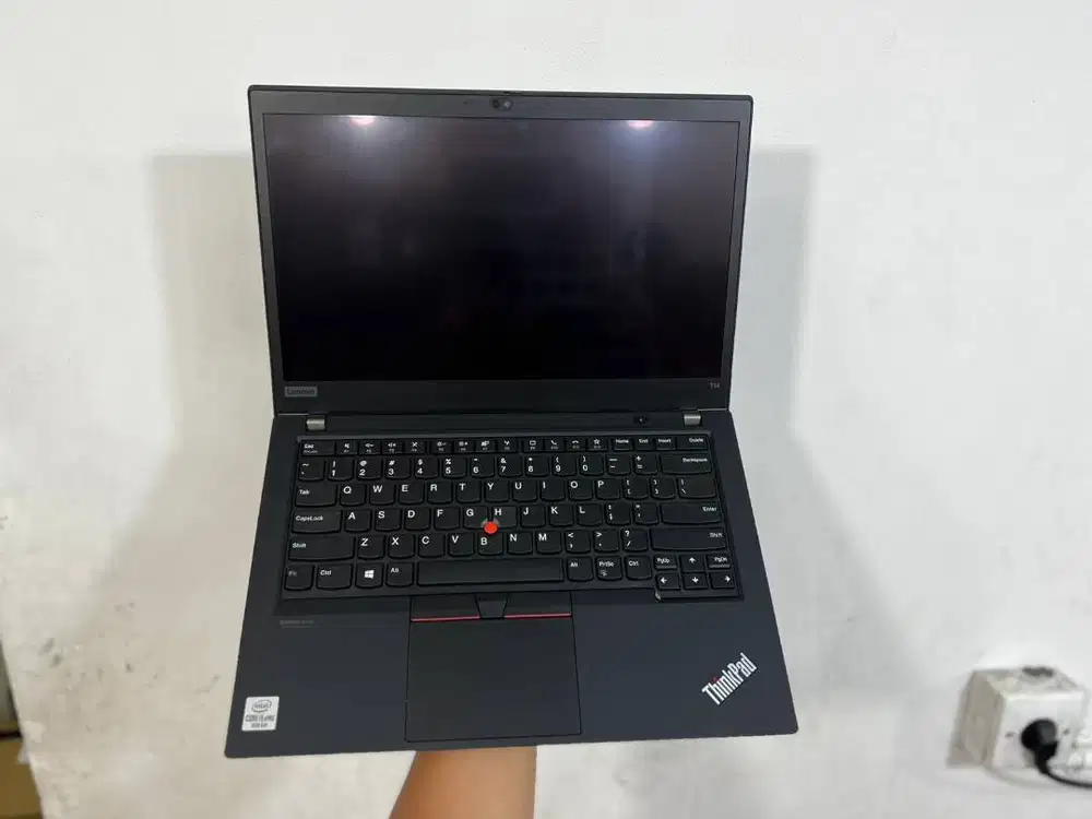 LENOVO T14 CORE I5 GEN 10Th  RAM 16  SSD 256GB D-Wj