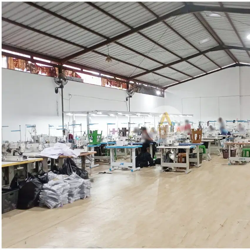 Dijual Gudang Kantor Mess Karyawan Cigondewah Tol Margaasih TKI Sadang