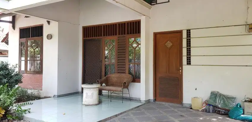 DIJUAL RUMAH DI PRAPEN