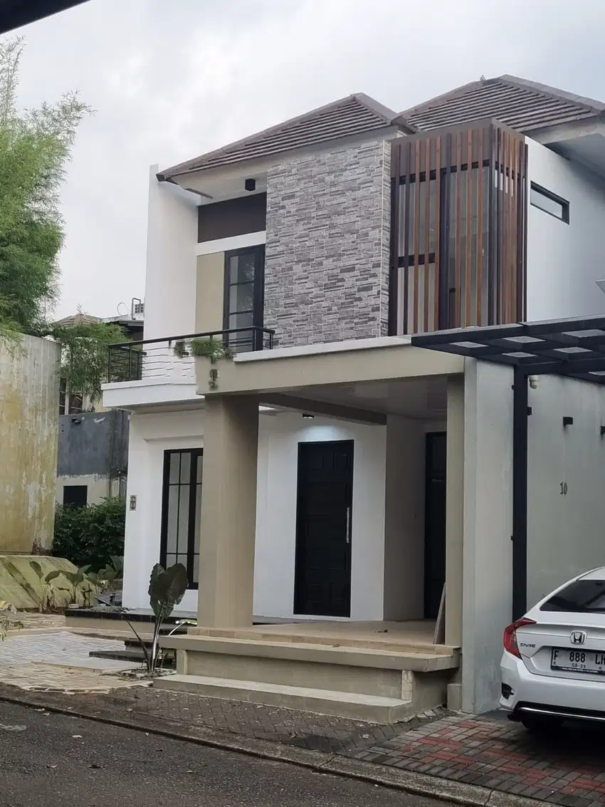 Dijual rumah di hook Kuldesak kota wisata cibubur