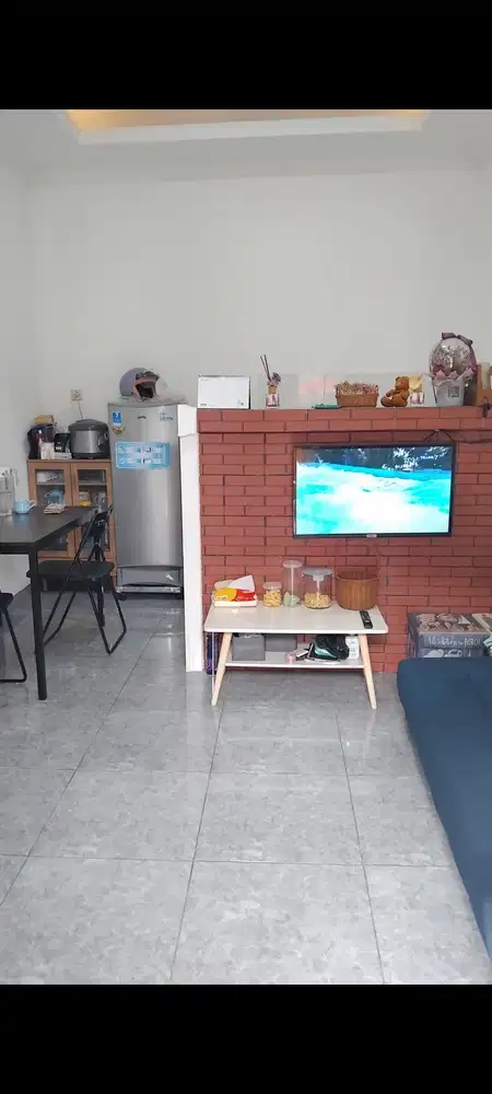 Rumah Minimalis Mewah di Cipondoh (5 menit ke Jakarta Barat)