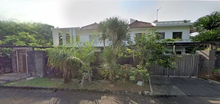 Rumah Hoek 2 Lantai di Anggrek Loka BSD, Hanya 9 Menit Ke Tol Serpong