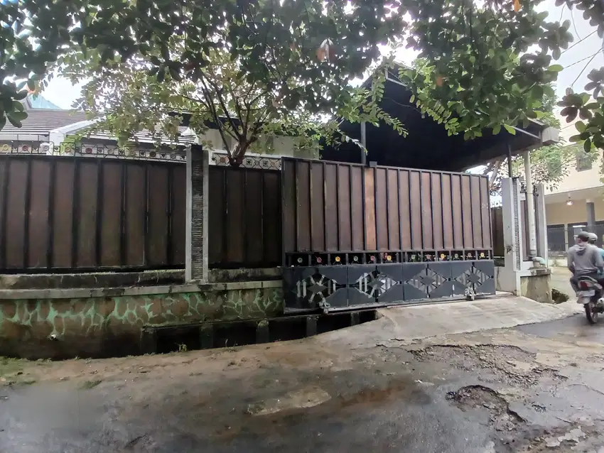 DIJUAL RUMAH 2LT DEPAN GOLF DI GRIYA ALAM SENTUL CITY SG109 A7